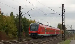 440 325-9 als RB, W�rzburg Hbf - Jossa, in Th�ngersheim.