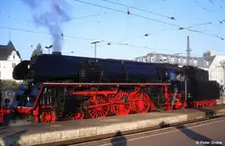 �GEG DR 01 1533-7 bespannt IGE - Sonderzug von Halle (Saale) nach Bochum, fotografiert in Halle ( Saale ) Hbf.