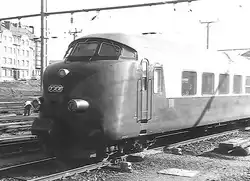 Luxemburg, Bahnhof, Einfahrt des Dieseltriebzuges Tee 