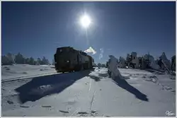 99 236 rollt mit dem Zug 8929 (Brocken  - Drei Annen Hohne) wieder talw�rts.