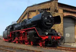 Die WFL Lokomotive 03 2155-4 als Stargast beim Fr�hlingsfest im Bw Berlin-Sch�neweide 21.04.2013.