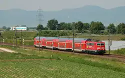 111 169 bef�hrt mit ihren RE 4273, Trier Hbf - Mannheim Hbf, die schifferstadter Umgehungsstrecke und wird bald den vorletzten Halt Ludwigshafen(Rhein) Mitte erreichen.