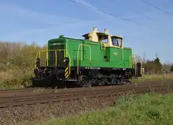 Kurz nach einer RE10 kam dieses Schmuckstück 3360 573-0 D-BEG der Brohltal Eisenbahn über die KBS 495 in Richtung Osterath am Fotografen vorbei geschlichen.....Sonntag 12.4.2015