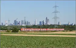 Sommerbild mit Skyline.