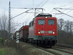 140 691-7 mit einem gemischten G�terzug auf der KBS240 am 10.03.2007