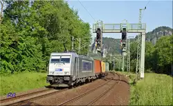 386 015 der Metronom Eisenbahngesellschaft mbH am 24.05.2016 in Kurort Rathen auf dem Weg nach Tschechien.