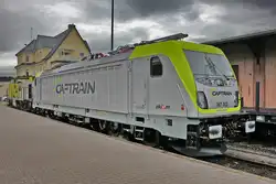 Am sehr trüben Morgen des 23.5.2016 steht die 187 013 der Captrain Deutschland in Gütersloh abgestellt.