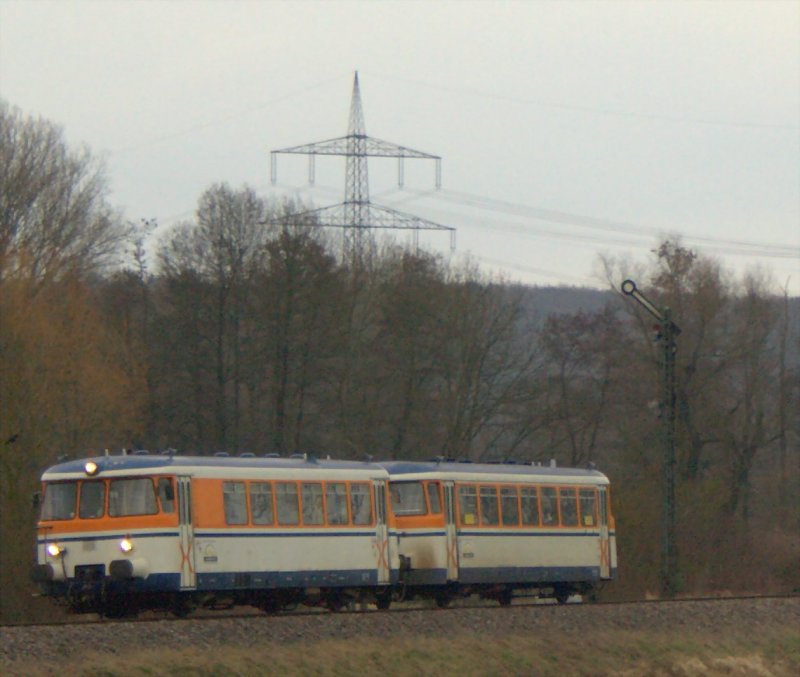 VS142 und VT9 auf der Fahrt von Aglasterhausen am Meckesheimer Esig. 1.3.08