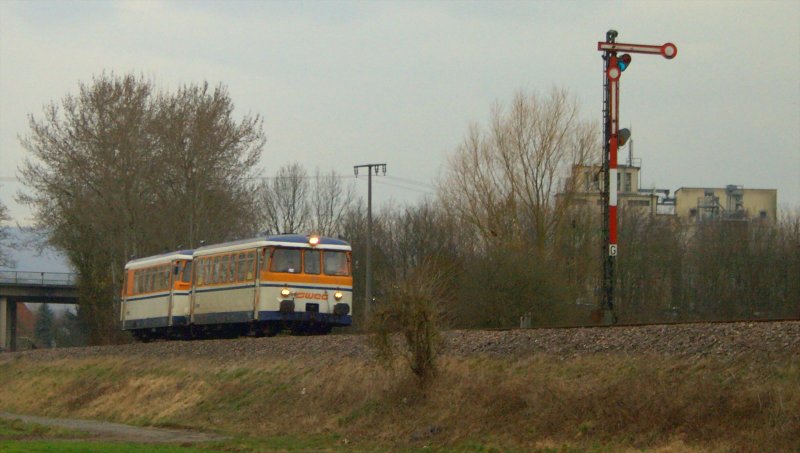 VS142 und VT9 auf der Fahrt nach Aglasterhausen am Meckesheimer Esig. 1.3.08