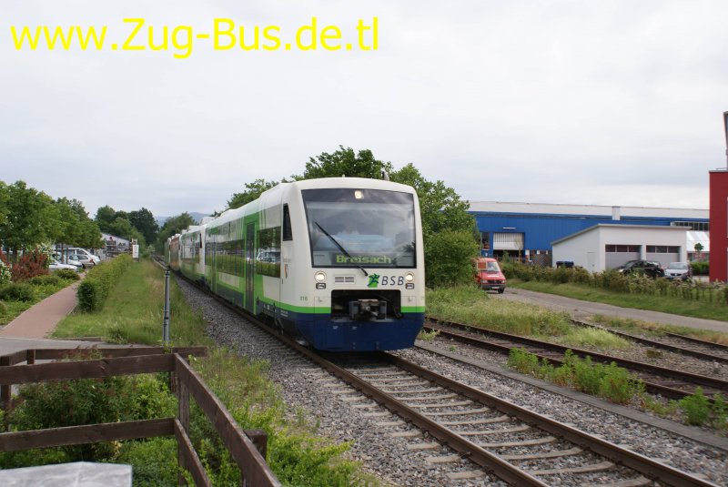 VT 016 der BSB auf dem Weg nach Breisach , hier in Hugstetten 