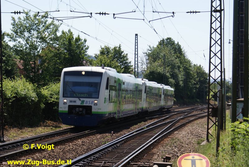 VT 018 der BSB bei der Einfahrt in Gundelfingen