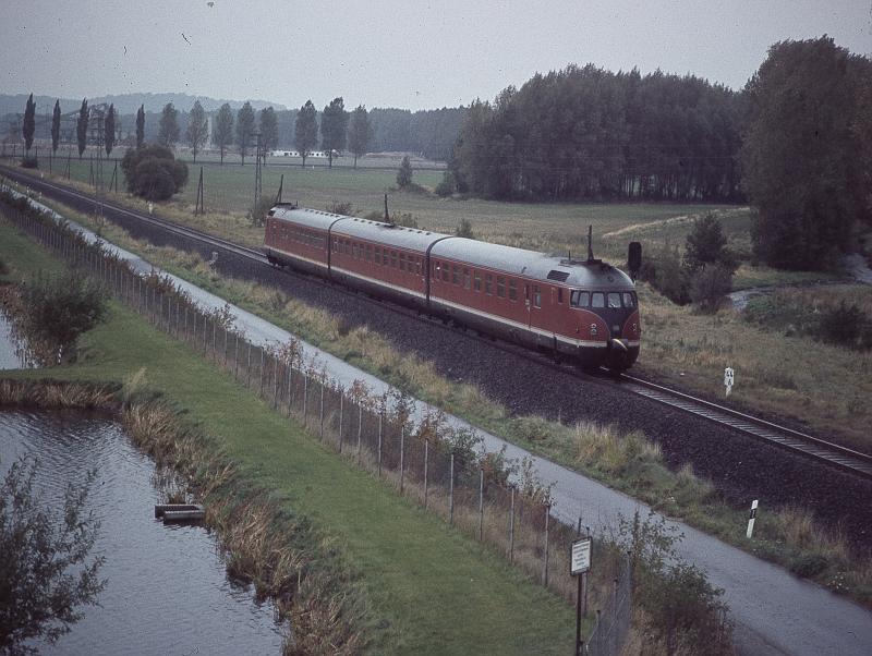 VT 12 im Harzvorland bei Bad Harzburg