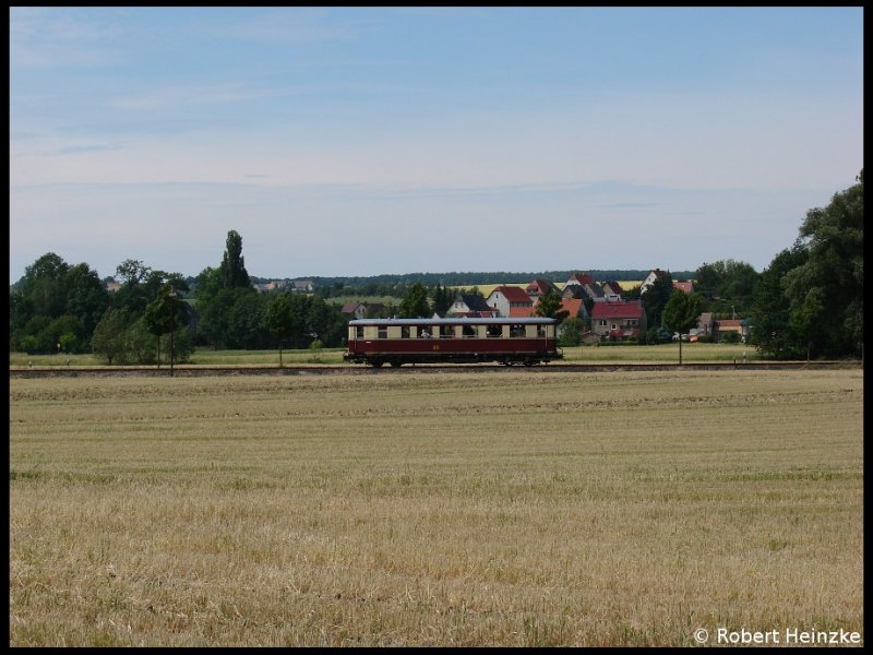 VT 137 322 bei Mgeln nach Oschatz am 14.06.2009