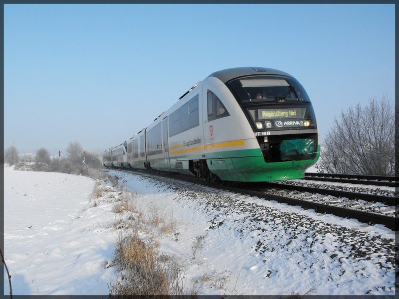 VT 16B der Vogtlandbahn mit einem weiteren Vertreter seiner Gattung unterwegs nach Regensburg.