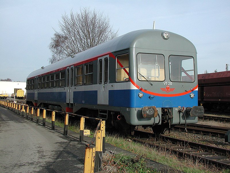 VT 20 der PEG wurde als Italienrckkehrer bei Vossloh in Moers fr weitere Einstze umgebaut. Mrz 2003