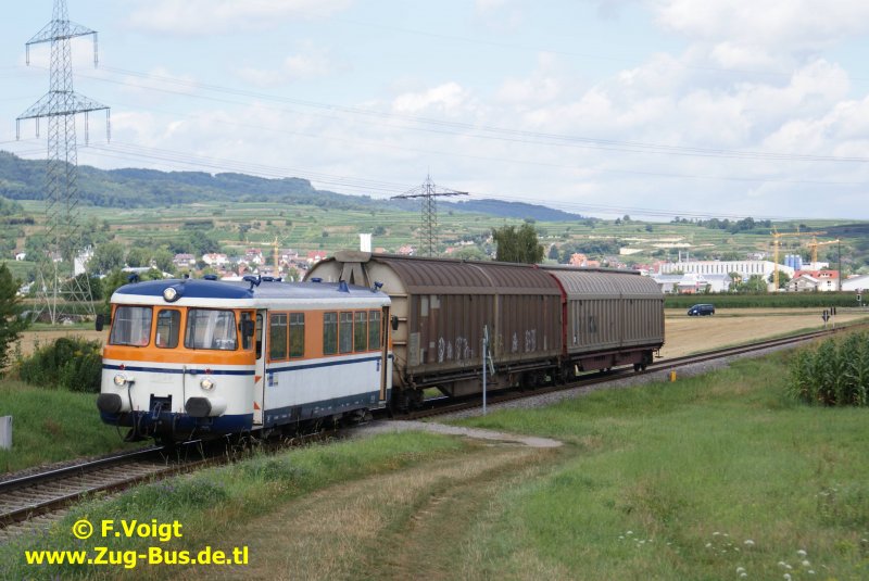 VT 28 der SWEG . Dienstag, 5. August 2008 kam dieser zu einen besonderem Einsatz . Da eine Gterzuglokomotive nicht vor Ort war , musste VT 28 den Gterzugdienst am Kaiserstuhl bernehmen . 