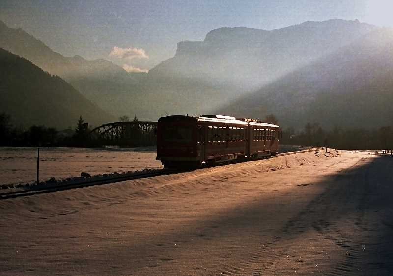 VT 5 + VT 8 beim Hp. Erlach (22. Januar 2009) - Negativ-Scan -