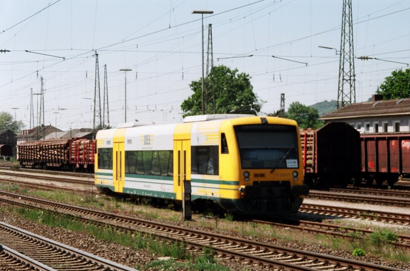 VT 650.71 der ODEG abgestellt in Lichtenfels. 30.04.2007
Scan vom Negativ