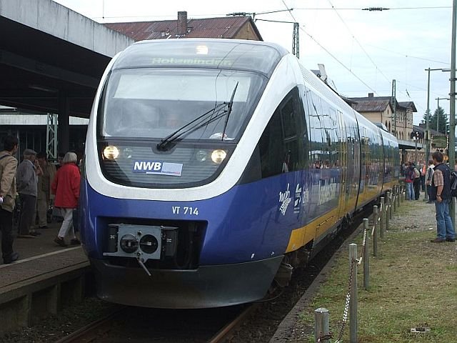 VT 714 der NWB auf der Fahrt nach Holzminden am 1.7.2007 in Altenbeken