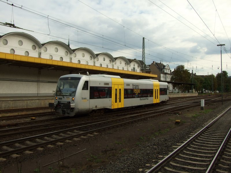 VT011 der Transregio mit TRX93486 aus Mainz nach Andernach erreicht Koblenz Hbf.Dieser Zug f�hrt nur w�hrend der Landesgartenschau in Bingen an den Wochenenden zwischen Andernach und Mainz.24.8.08