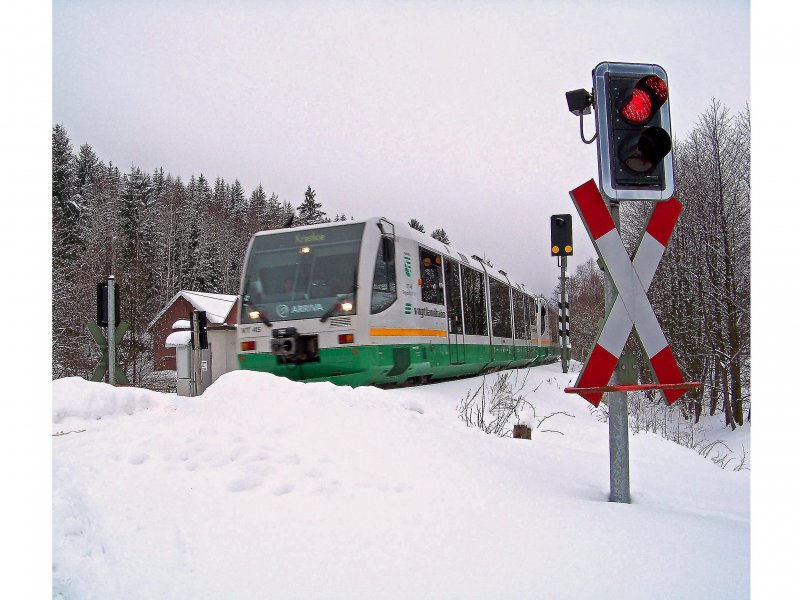 VT45+VT?? als VBG83119 zwischen Zwota und Klingenthal, 22.2.09.