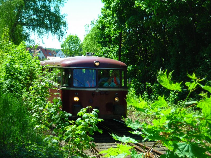VT96 und VS98 kurz vor Oberkirchen (10.5.08)