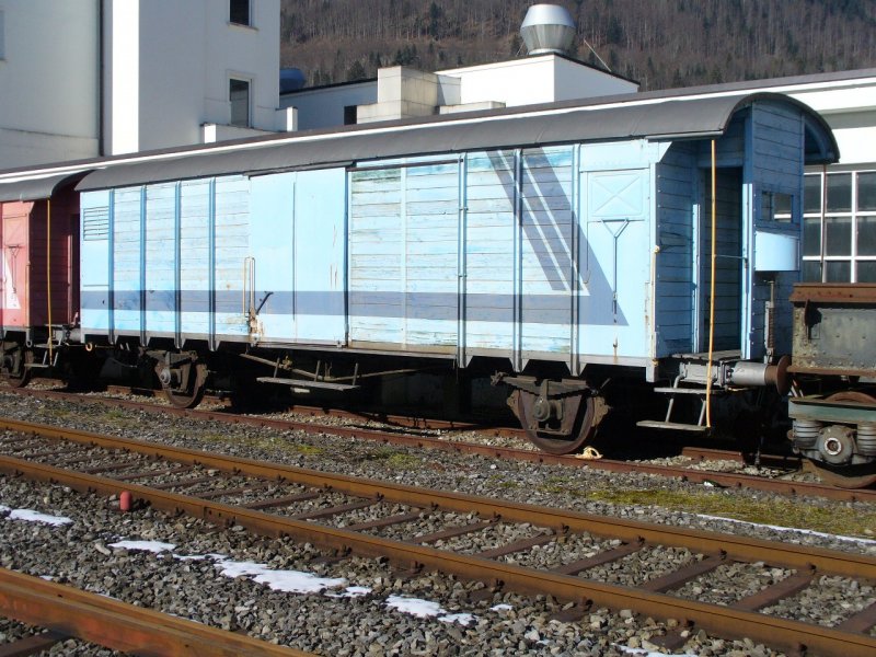VVT - Blauer Gterwagen ohne Betriebsnumer ( ex SBB  21 85 205 0 073-5 ) Abgestellt im VVT Bahnhofsareal von St-Sulpice am 02.02.2007