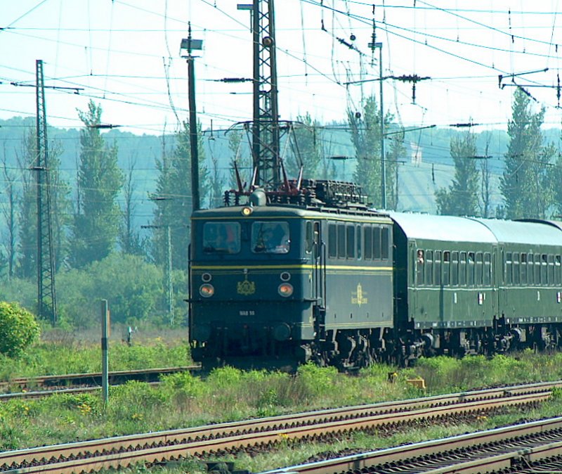 WAB 55  Orient Express  mit dem DPE 88546 von Cottbus nach Bebra, bei der Ausfahrt in Naumburg (S) Hbf; 11.05.2008