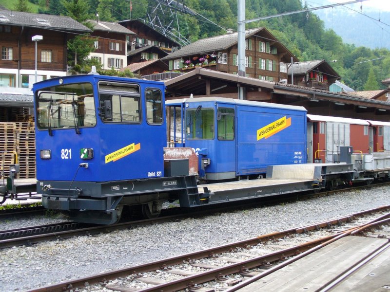 WAB - Gtertransport Steuerwagen Uaikt  821 Abgestellt im Bahnhof von Lauterbrunnen am 16.06.2007