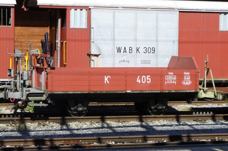 WAB - Offener Kleiner Gterwagen  Kk  405  Abgestellt in Bahnhof von Lauterbrunnen am 16.06.2007
