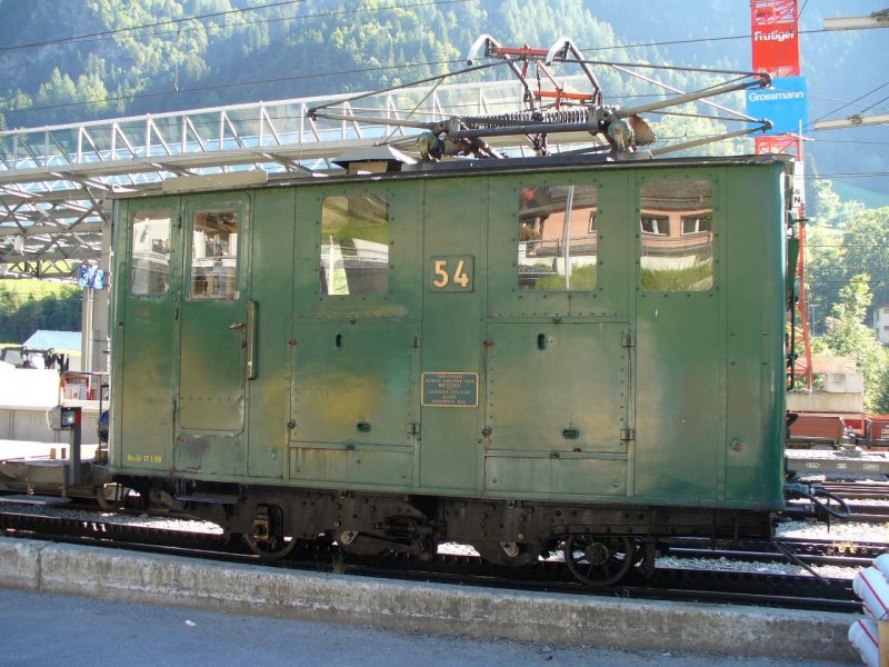 WAB - Zahnrad Rangier und Gterlok  He 2/2 54 im Bahnhof von Lauterbrunnen am 02.09.2007