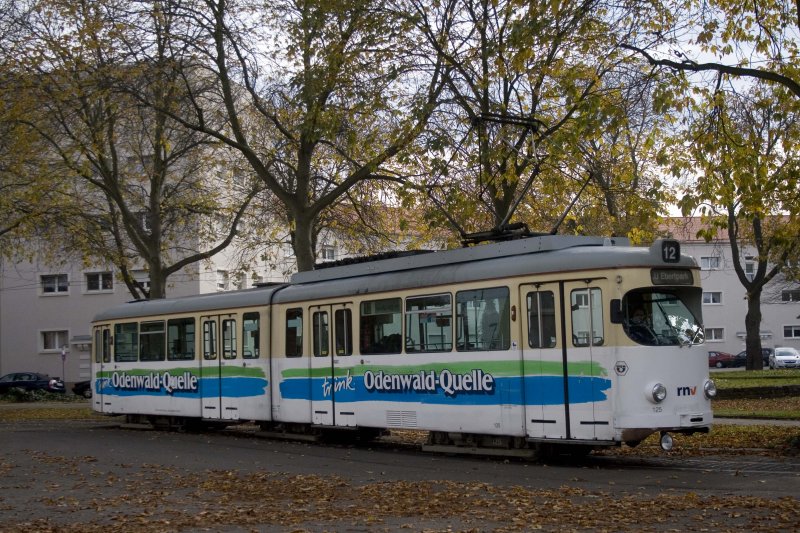 Wagen 125 an der Bald stillgelegten Schleife Ebertpark.