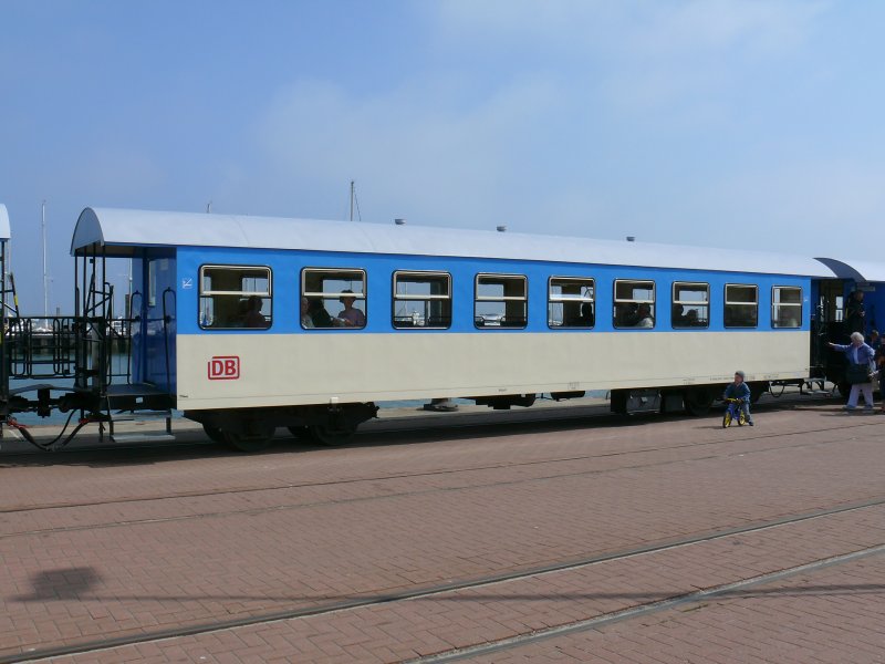 Wangerooge Personenwagen KB63-208 (RAW Wittenberge 1992/93)

02.06.2007 
