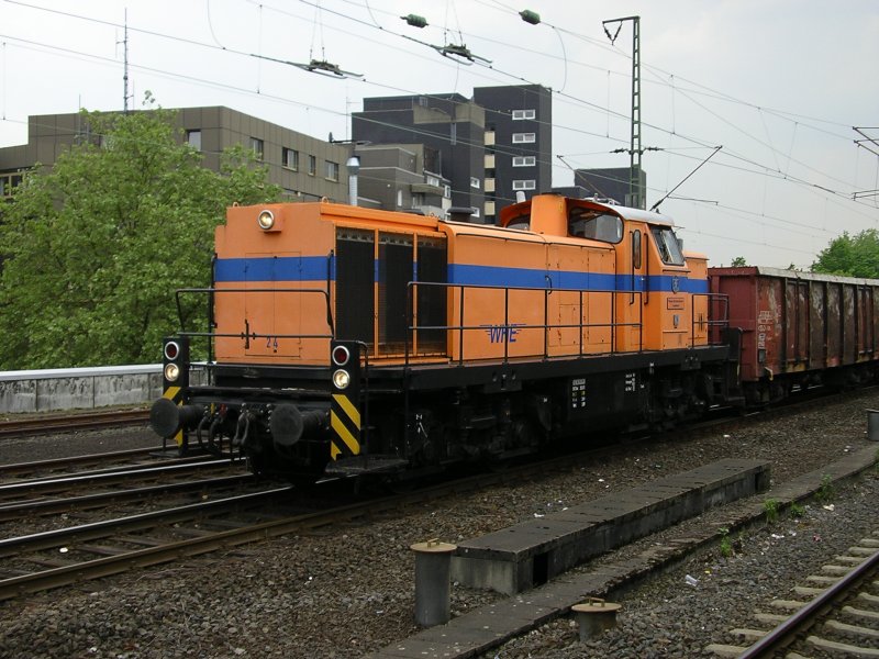 Wanne-Herner-Eisenbahn,WHE 24 ,MaK 1600BB in Gelsenkirchen Hbf.(15.05.2008)