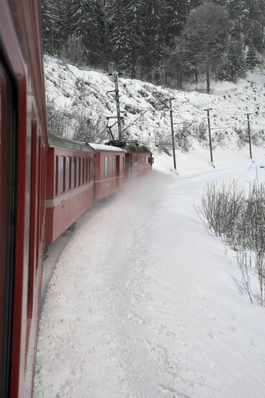 Was bin ich? Bin Ich ein Schneepflug oder eine Personen Eisenbahn oder doch am Schluss beides zusammen?
01.01.2009
