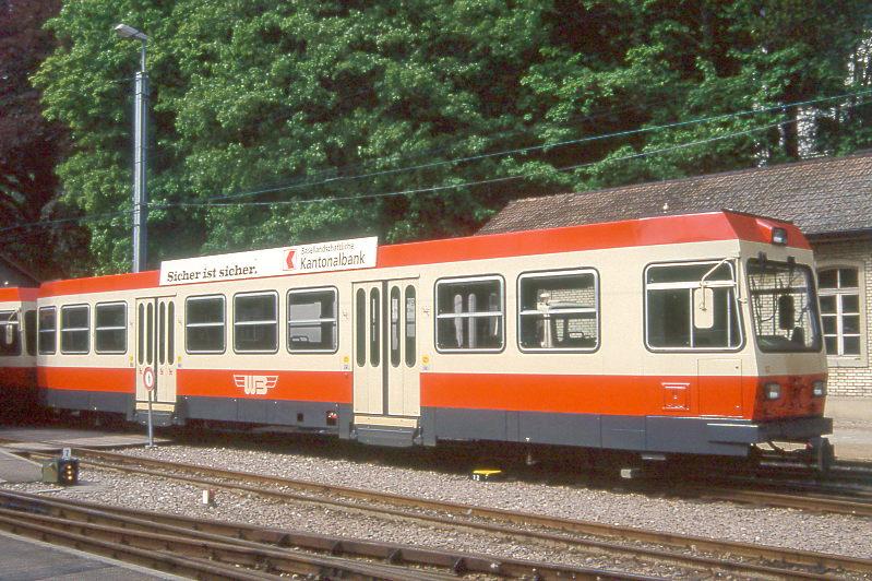 WB - Bt 117 am 08.05.1993 in Waldenburg - Steuerwagen - SWP/SIG/ABB - Baujahr 1992 - Gewicht 17,80t - Sitzpltze 49 - LP 17,80m - zulssige Geschwindigkeit km/h 75.
