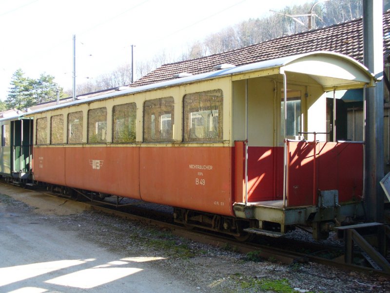 WB - Personenwagen B 49 im Bahnhofsareal von Waldenburg am 06.04.2007