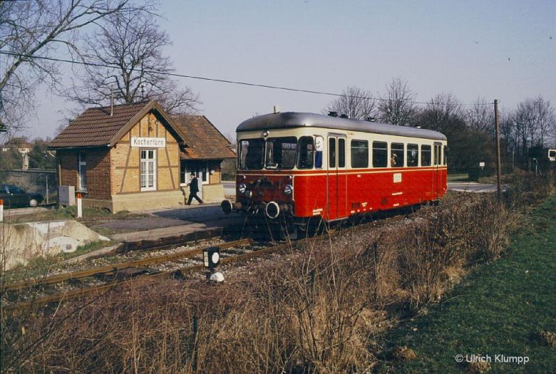 WEG T24 im Bahnhof Kochertrn an der nun stillgelegten Kochertalbahn Bad Friedrichhall Jagstfeld - Ohrnberg.
