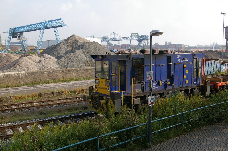 Werkslok Der Dortmunder Hafenbahn.
Aufgenommen im Sommer 2006.