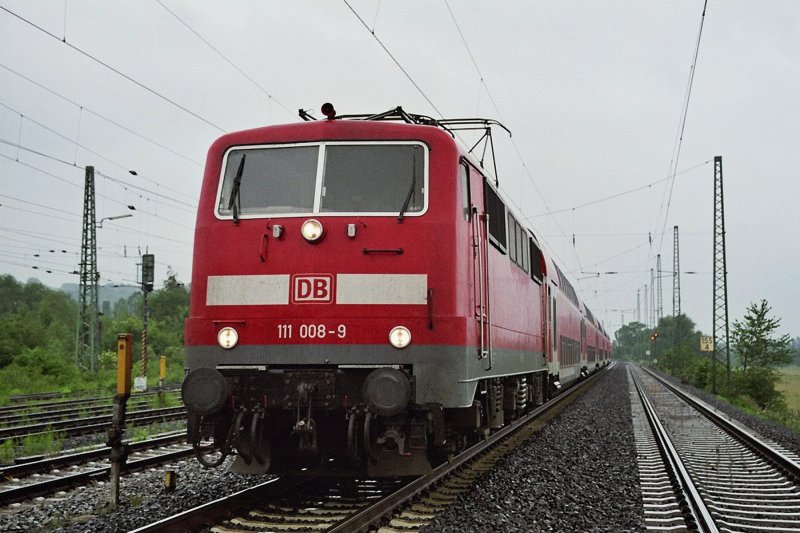 Wetzlar Gterbahnhof 29.05.2007 (4855 KA-FG) 111 008-9