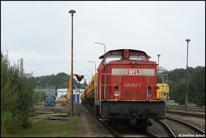 WFL 346 852 am 17.09.08 bei Entladearbeiten in Neubrandenburg.