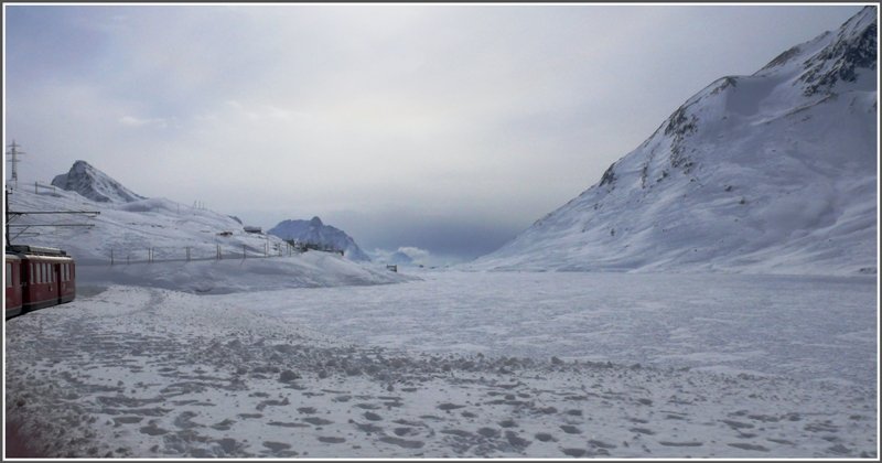 Winterstimmung am Lago Bianco auf dem Berninapass. (02.03.2009)