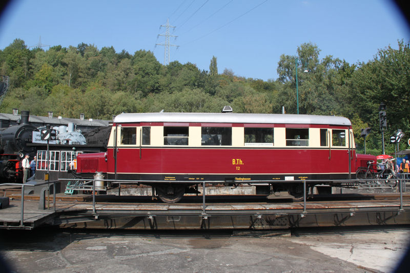 Wismarer Schienenbus auf der Drehscheibe von Bochum-Dahlhausen
