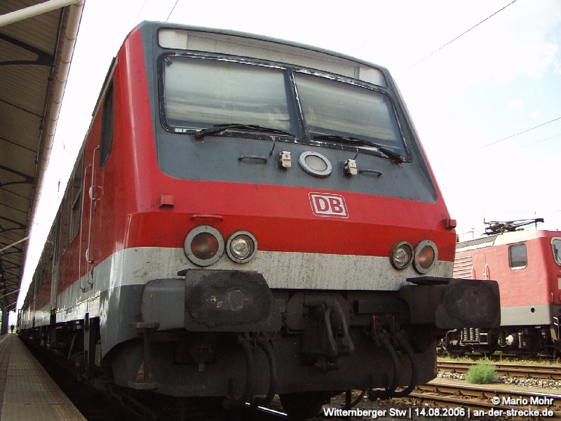 Wittenberger-Kopf am RE nach Falkenberg Elster wird gezogen von einer 143.