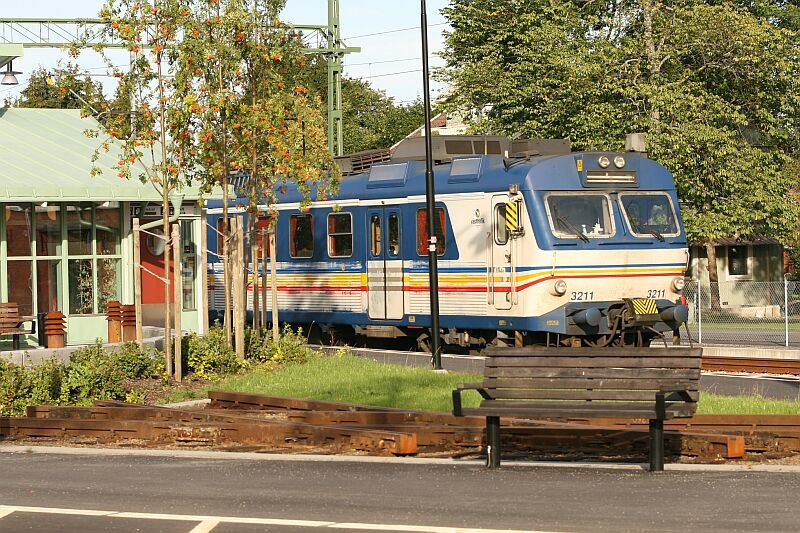 X12 3211 am 29.08.2006 als R 3264 (G�teborg-V�nersborg) in �xnered.