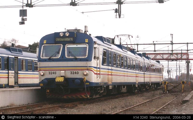 X14 3240 (Vsttrafik) am 28.03.2004 in Stenungsund