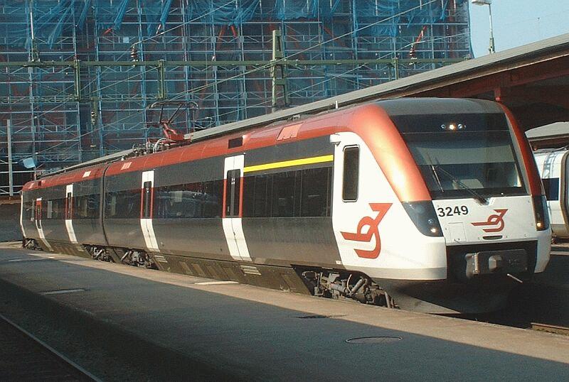 X51 3249 (VAGN1)  TAG I BERGSLAGEN  am 09.09.2002 in Gteborg C.