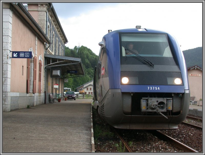 X73754 kurz vor der Weiterfahrt nachdem der Lokfhrer den Fhrerstand gewechselt hat. (05.06.2007)