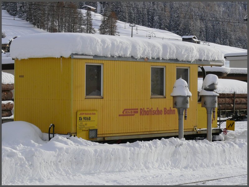 XK 9065 in Davos Platz. (12.11.2007)
