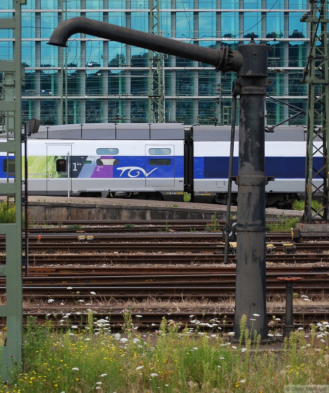 XXIe sicle et l'avant-dernier sicle en Allmagne oder Stuttgart 21 meets Stuttgart 19. Entstanden beim Bahnbildertreffen am 01. August 2009.